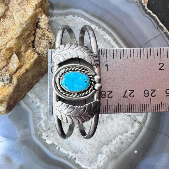 Vintage Native American Silver Oval Turquoise Decorated Split Shank Bracelet - Picture 10 of 10